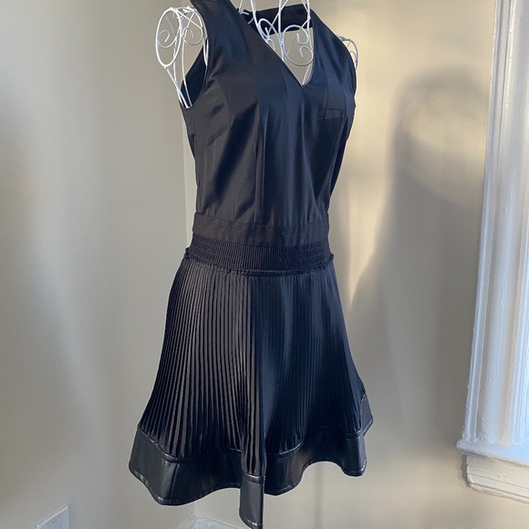 Chic Drop waist LBD with vegan leather trim - Picture 6 of 13